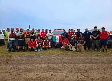 Bomberos mexicanos apoyan rescate en Texas tras inundaciones mortales del 4 de julio. VIDEO