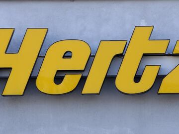 Hertz compra 100,000 coches de Tesla y dispara las acciones del fabricante