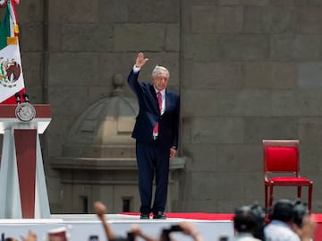 Multitud acude despedir a López Obrador durante su último informe como presidente
