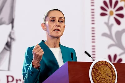 Sheinbaum muestra ejemplos de disculpas públicas para ver si España "se anima"