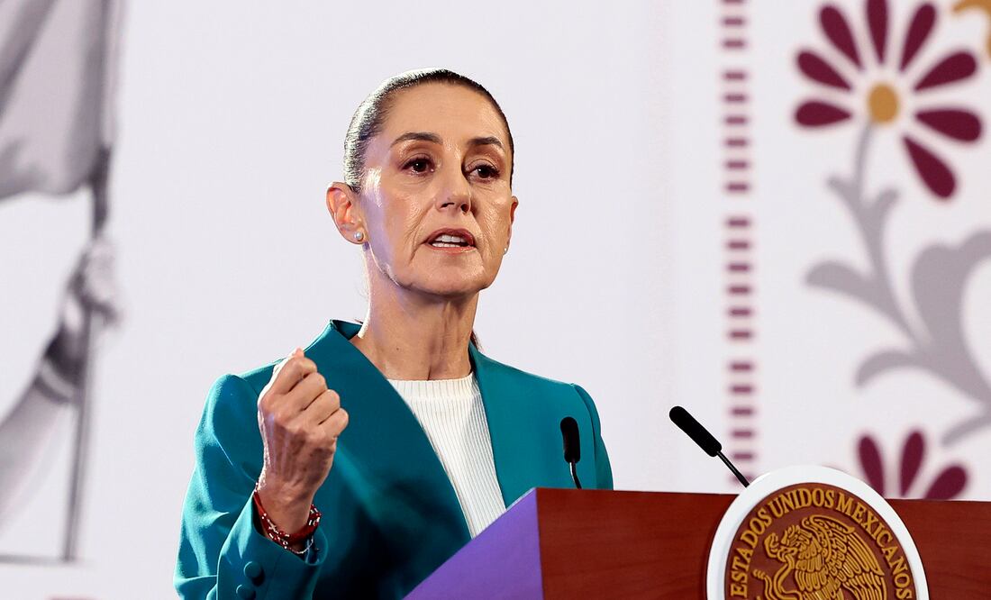 Sheinbaum muestra ejemplos de disculpas públicas para ver si España "se anima". EFE/ José Méndez