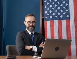 Empleo para mexicanos en Consulado de Estados Unidos con sueldo anual de $540,572 pesos
