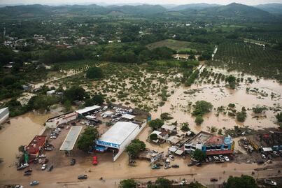 Inundaciones y deslaves arrasan Veracruz, Puebla e Hidalgo: el saldo mortal supera las 40 víctimas
