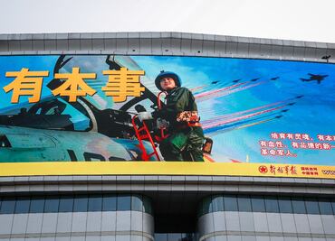 Aviones militares chinos cruzan el estrecho de Taiwán