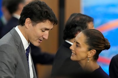 Sheinbaum asegura que Trudeau "no está de acuerdo" en sacar a México del T-MEC