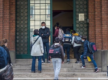 Todos los alumnos de Florida podrán contar con vales escolares