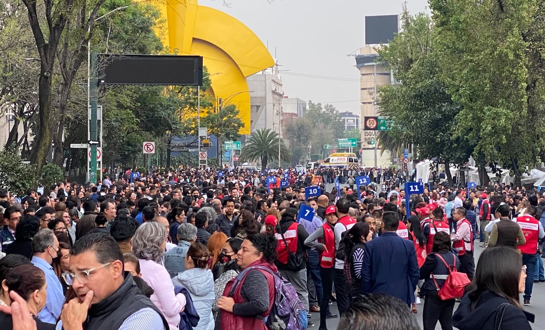 Aspectos del sismo en la Ciudad de México, el cual se registró en Puebla con una intensidad de 5.7
Foto: Valente Rosas / EL UNIVERSAL
