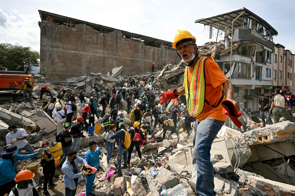 Tras el terremoto de 7,4, Colombia acepta ayuda de Estados Unidos, El Salvador, Ecuador e Israel. Foto: (Photo by Luis ACOSTA / AFP)