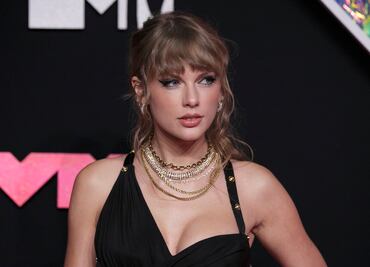 Taylor Swift, víctima de "deepfake", imágenes falsas generadas por AI