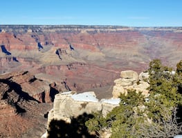 Excursionista muere tras caer en acantilado del Gran Cañón