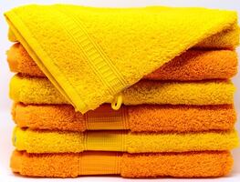 ¿Qué tan seguido se debe lavar la toalla de baño?