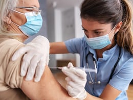 ¿Es seguro vacunarse contra la influenza y el COVID-19 al mismo tiempo? Esto dicen los CDC