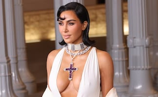 Kim Kardashian deja poco a la imaginación y se luce en ropa interior “animal print”