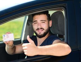 Renueva tu licencia de conducir con 50% de descuento. Dónde y requisitos