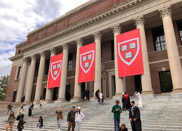 China denuncia “acción discriminatoria” de Estados Unidos contra estudiantes internacionales