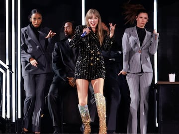 Taylor Swift es la primera artista en alcanzar los 100 millones de oyentes mensuales en Spotify