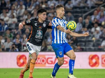 Rayados de Monterrey vencen 3-2 a Pachuca y se afirman como líderes del futbol mexicano