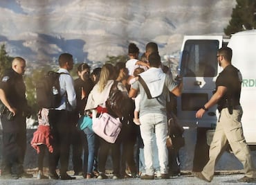 Estados Unidos instalará más agentes en frontera ante probable "inmigración masiva"