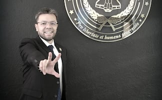 De vender gelatinas a crear una agencia espacial: la historia del mexicano Helian Leigon
