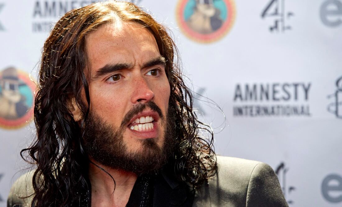 Abren investigaciones sobre comportamiento abusivo de Russell Brand con las mujeres. Foto: AP