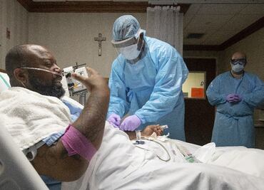 Por variante Delta, hospitalizaciones vuelven a niveles de invierno en EU