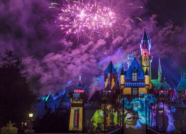 ¿Puede ingresarse comida y agua propia a los parques Disney?