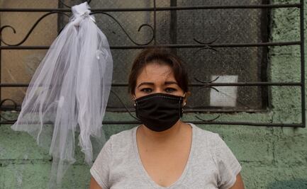 ¿Qué significan las banderas blancas en las fachadas de las casas?