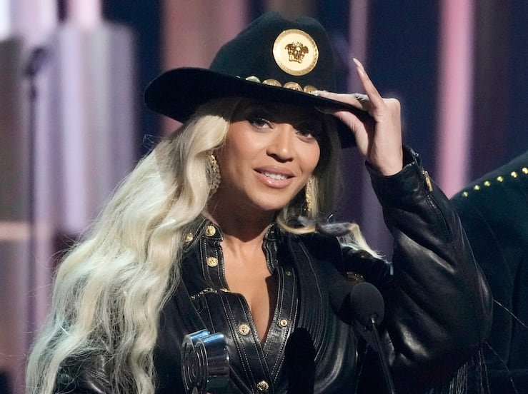 Beyoncé entra al club de los milmillonarios, afirma Forbes: así construyó su fortuna histórica