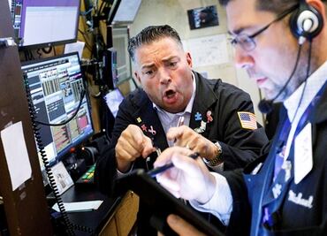 Wall Street cae con fuerza tras amenaza arancelaria de Trump a México