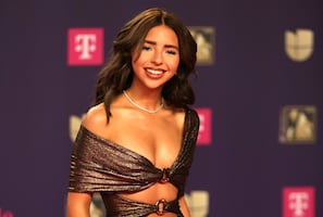 Ángela Aguilar presume nuevo look; afirman que gastó más de 7 mil dólares en extensiones de cabello