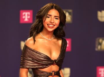 Ángela Aguilar presume nuevo look; afirman que gastó más de 7 mil dólares en extensiones de cabello