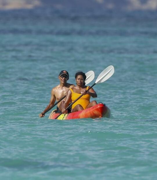 Así captaron a Michelle y Barack Obama de vacaciones en Hawái
