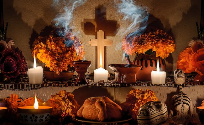 Día de Muertos: ¿Desde cuándo se pone el altar y la ofrenda? ¿Qué elementos lleva?
