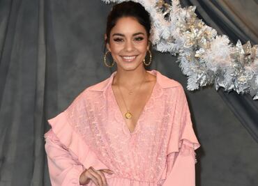 Vanessa Hudgens ‘enciende’ Instagram con bikini blanco en la playa