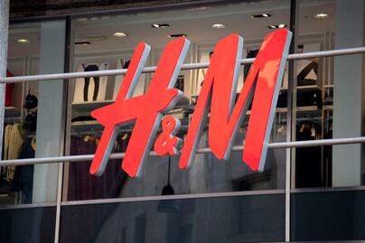 ¡CUIDADO! Profeco advierte sobre alta presencia de plomo en estos brazaletes de H&M