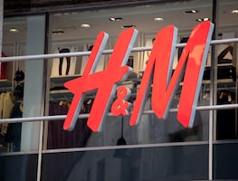 ¡CUIDADO! Profeco advierte sobre alta presencia de plomo en estos brazaletes de H&M