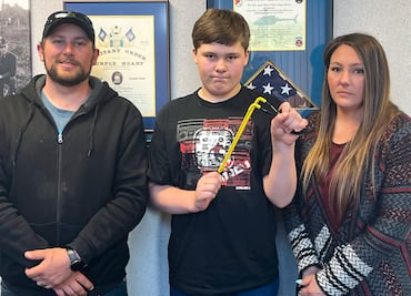 Niño de 13 años salva a su hermana de secuestrador con su resortera