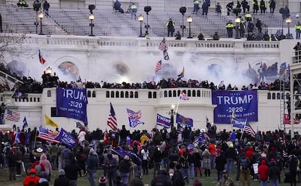 Citan a más ex funcionarios de Trump por asalto al Capitolio