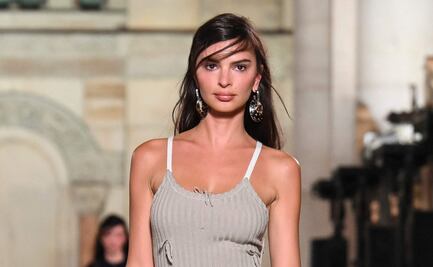 Las fotos más atrevidas de Emily Ratajkowski en lencería de encaje y transparencias conquistan redes