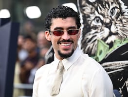 Bad Bunny enfrenta demanda millonaria por usar réplica de la famosa “casita” de Puerto Rico. VIRAL