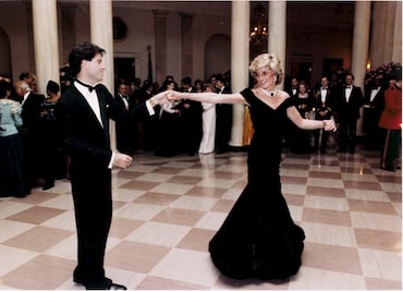 ¿John Travolta se enamoró de la princesa Diana tras el icónico baile en la Casa Blanca? Esto se dice