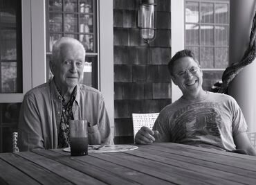 Robert Downey Jr. revela que su padre le ofreció drogas a los 6 años