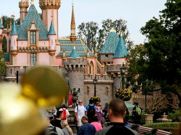 Turista con sarampión visitó Disneyland; advierten riesgo de contagio