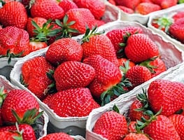Estas son las frutas y verduras con más residuos de plaguicidas