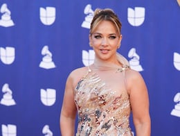 Adamari López destella belleza con espectacular vestido dorado en los Latin Grammy