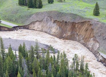 Anuncian reapertura parcial de Yellowstone tras inundaciones históricas