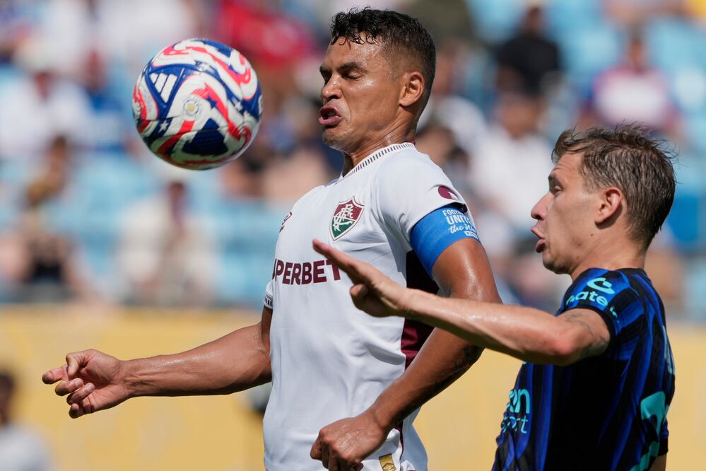 Thiago Silva lidera histórica victoria del Fluminense sobre el Inter de Milán en el Mundial de Clubes. (AP Photo/Chris Carlson)