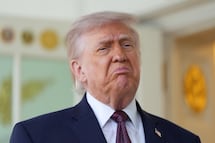 Golpe a Trump: juez declara ilegal el cobro de 100 mil dólares a visas H-1B