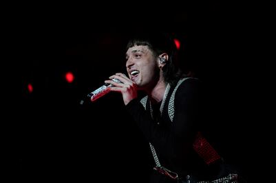 Peso Pluma en la mira: Tribunal admite recurso que busca frenar su presentación en Viña del Mar