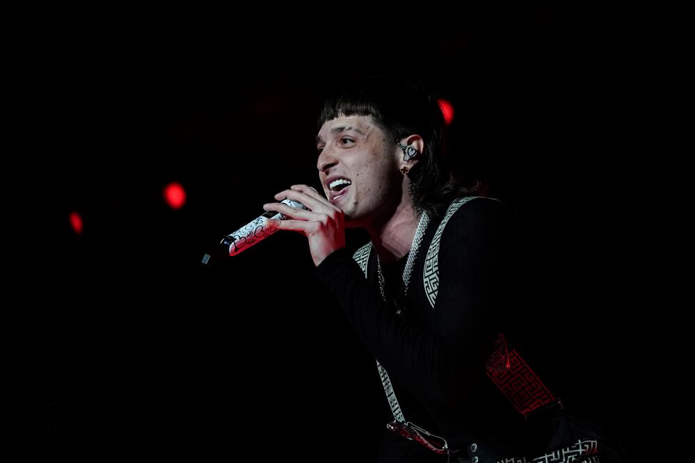 Peso Pluma en la mira: Tribunal admite recurso para evitar su presentación en el festival de Viña del Mar. (Foto AP/Aurea Del Rosario)